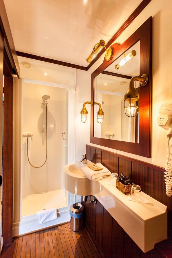 Boat Hotel De Barge Bruges Exterior foto
